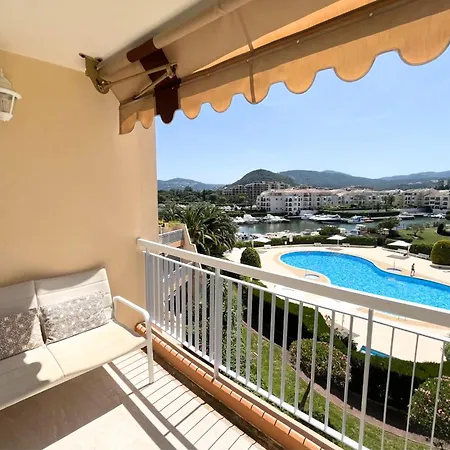 Cannes Marina Vue Exceptionnelle Port Et Piscine Apartment