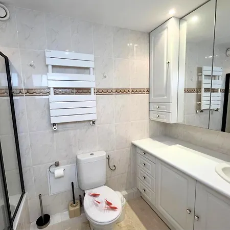 Cannes Marina Vue Exceptionnelle Port Et Piscine Mandelieu