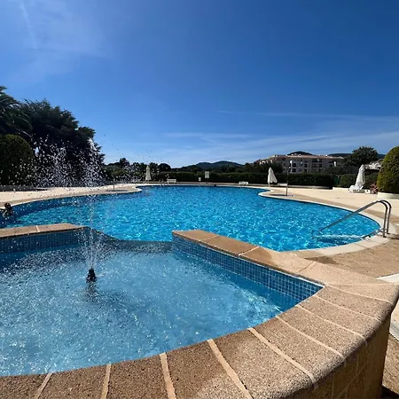 Cannes Marina Vue Exceptionnelle Port Et Piscine Apartment *